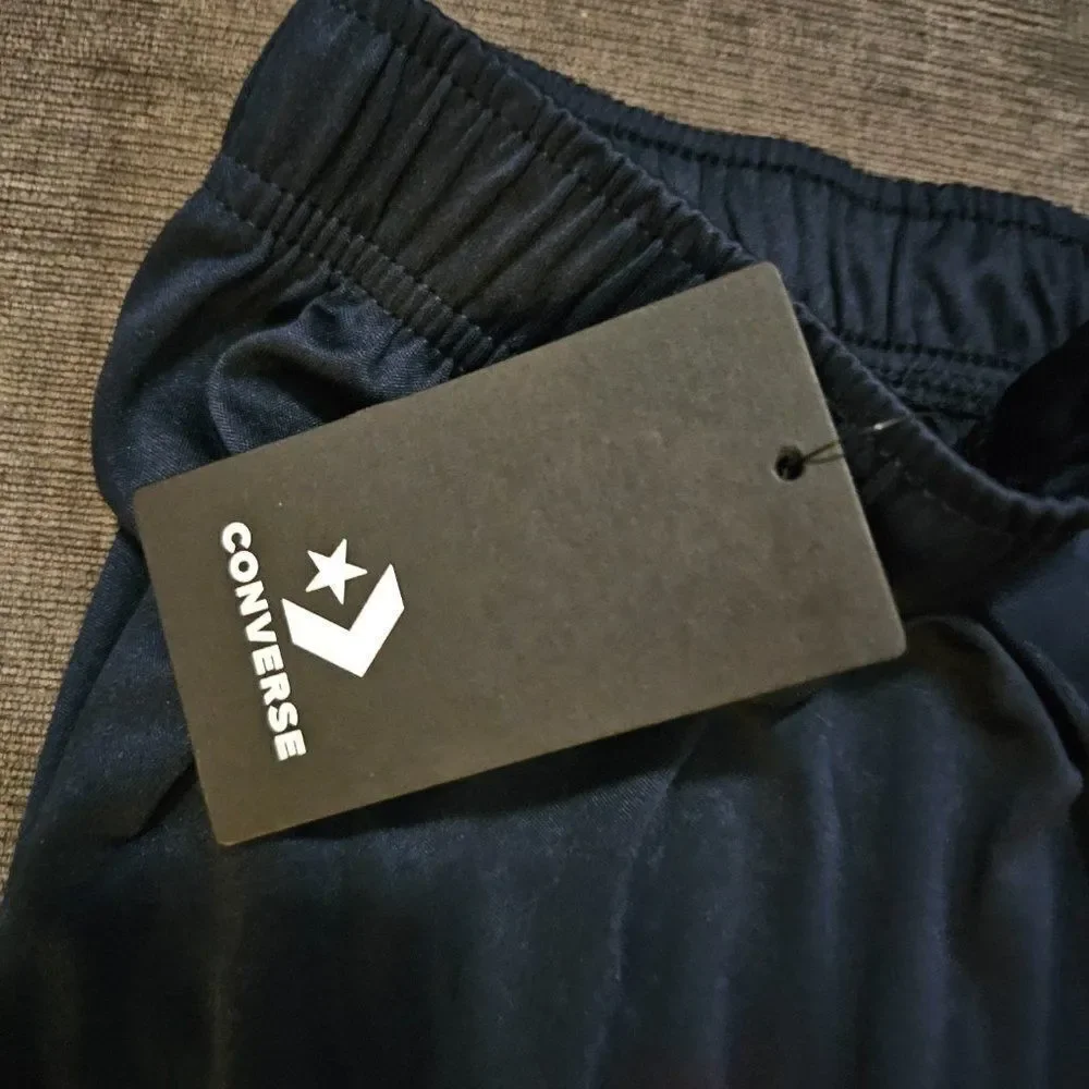 Converse boy dark